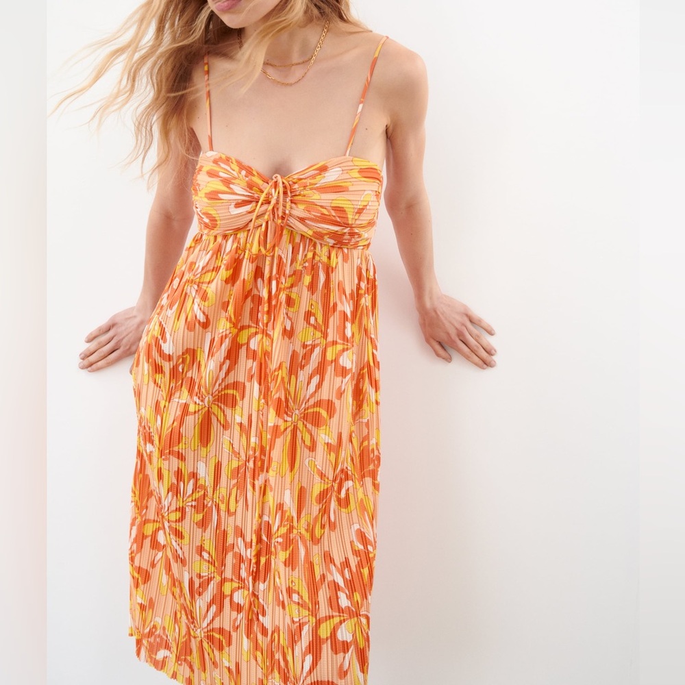ZARA‎ PRINTED PLEATED DRESS
